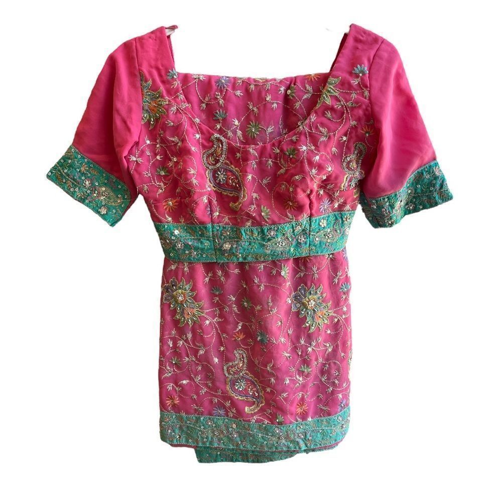 Women’s Embroidered Saree with top and inner skirt | S
